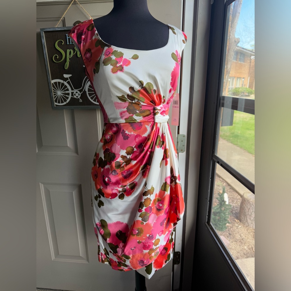 NWT Maggy London spring bloom floral sleeveless gathered dress, size 6